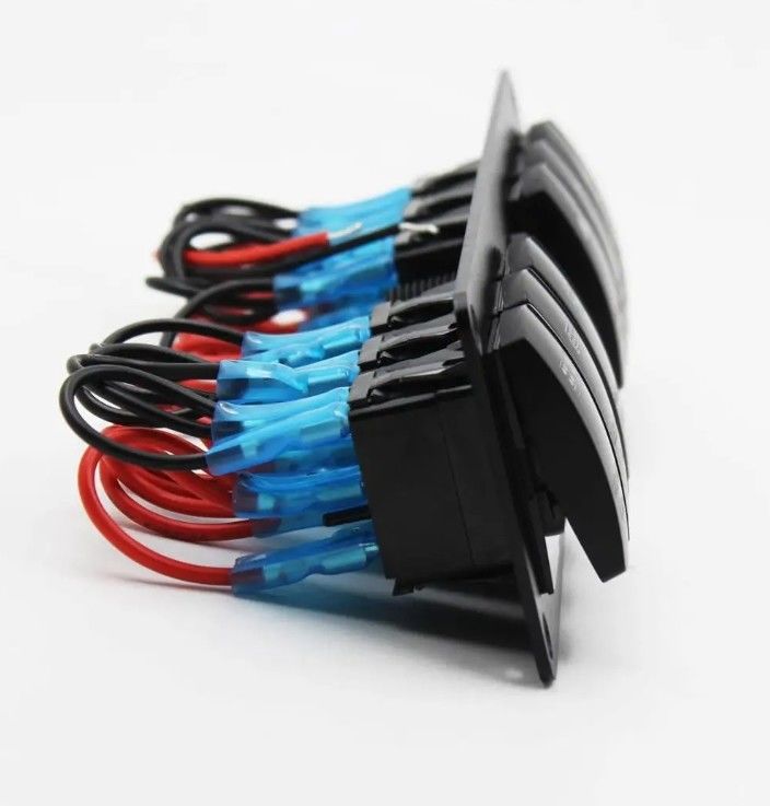 วอลท์เมตรสี 6 กอง DC12V 24V LED เปิดปิด 5 PIN Rocker ปานล์สวิทช์สําหรับคาราวาน