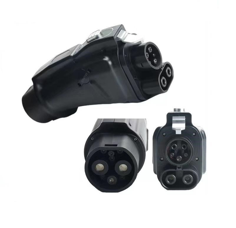 การชาร์จแบบ DC EV Adapter CCS1 ไปยังตัวเชื่อม GBT Ev การชาร์จเร็ว Plug 200a Dc Combo Adapter
